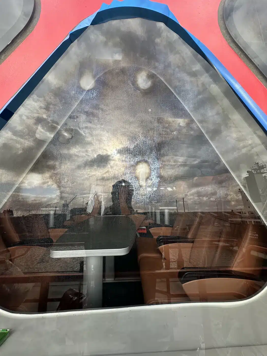 Panoramic window on Fjord FSTR before polishing, dull and stained glass