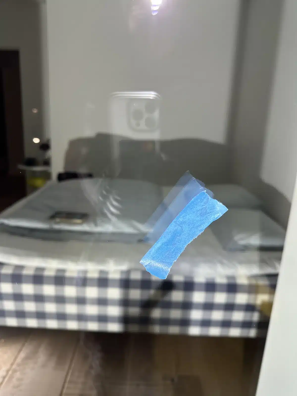 Samme rude efter polering – ridserne er væk
